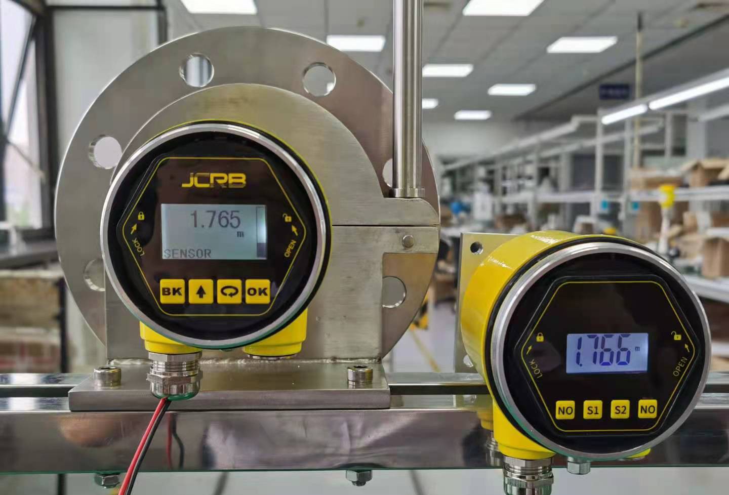 產(chǎn)品升級 | 雷達(dá)液位計分體表頭，罐旁顯示儀表 